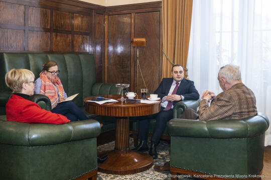 pw_179_003_fot. piotr wojnarowski.jpg-konsul, Armenia, Bojadżjan, wizyta, Majchrowski