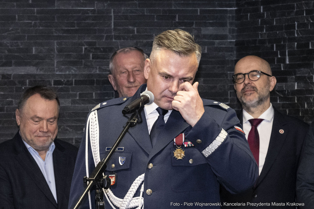 Policja, Ledzion, emerytura, Morajka, nominacja, Kraków, Kulig Andrzej, Kochańczyk, uroczystość  Autor: P. Wojnarowski