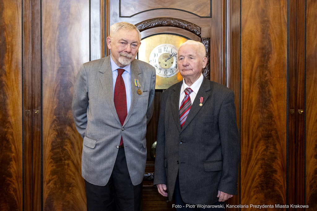 wręczenie, medal, Majchrowski, WiRWP, Platosz, Związek Weteranów i Rezerwistów Wojska Polskiego,  Autor: P. Wojnarowski