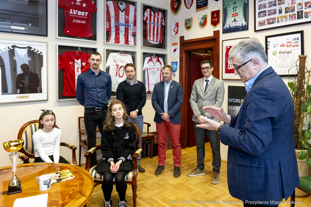 badminton, medaliści, Akademia Badmintona, Kraków, spotkanie, pełnomocnik, Janusz Kozioł  Autor: P. Wojnarowski