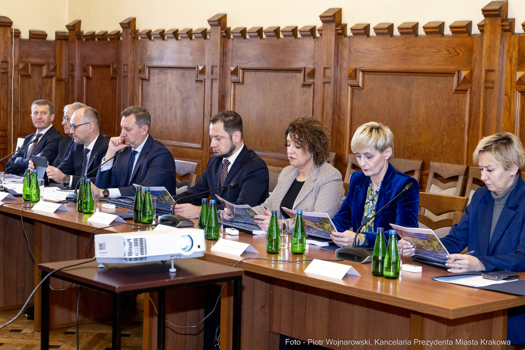 parlamentarzści, Majchrowski, spotkanie, Fedorowicz, Miszalski, Raś, Marek, Sowa, Wassermann, Gose  Autor: P. Wojnarowski