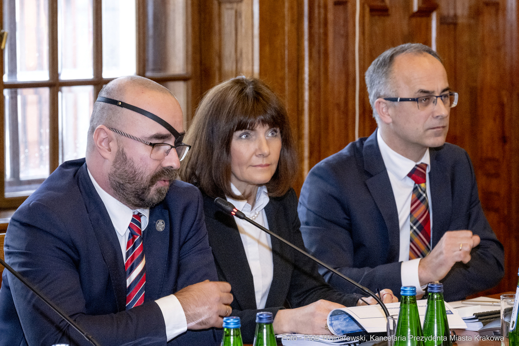 parlamentarzści, Majchrowski, spotkanie, Fedorowicz, Miszalski, Raś, Marek, Sowa, Wassermann, Gose  Autor: P. Wojnarowski