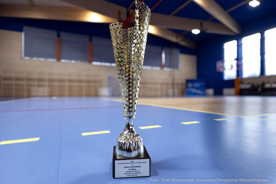 szkoła,  nr 89, os. Piastów, sala gimnastyczna, otwarcie, Majchrowski, Miszalski, Pietrzyk, otofot