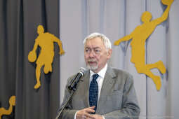 szkoła,  nr 89, os. Piastów, sala gimnastyczna, otwarcie, Majchrowski, Miszalski, Pietrzyk, otofot