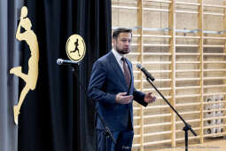 szkoła,  nr 89, os. Piastów, sala gimnastyczna, otwarcie, Majchrowski, Miszalski, Pietrzyk, otofot