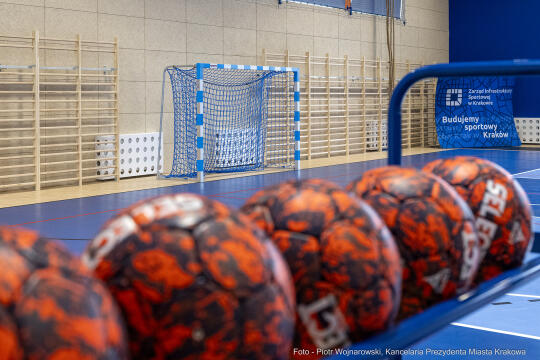 szkoła,  nr 89, os. Piastów, sala gimnastyczna, otwarcie, Majchrowski, Miszalski, Pietrzyk, otofot