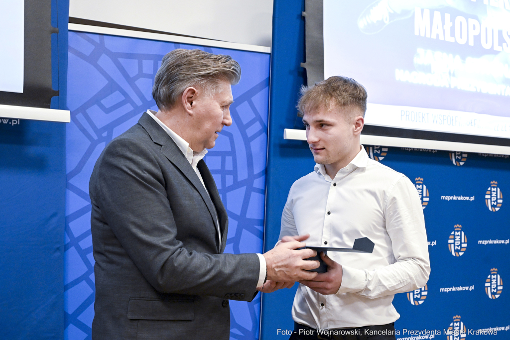 gala, plebiscyt, XXIX, piłka nożna, Małopolska, najlepszy piłkarz, najlepszy trener, Majchrowski  Autor: P. Wojnarowski