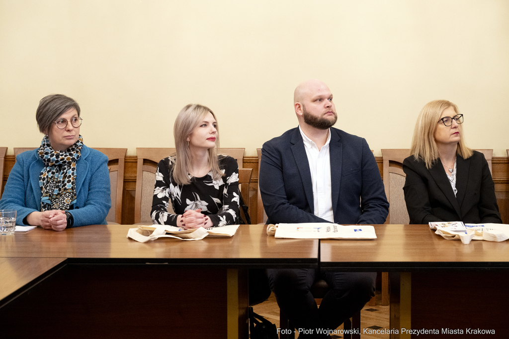 Rada ds. Równego Traktowania, Nina Gaabryś, Jacek Majchrowski, powołanie  Autor: P. Wojnarowski