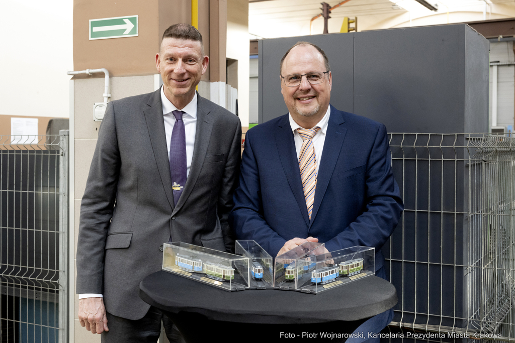 burmistrz, Norymbergi, Kośmider, Vogel, Zeppelin, tramwaj, prezetacja, wagon, Brożka, MPK, odnowie  Autor: P. Wojnarowski