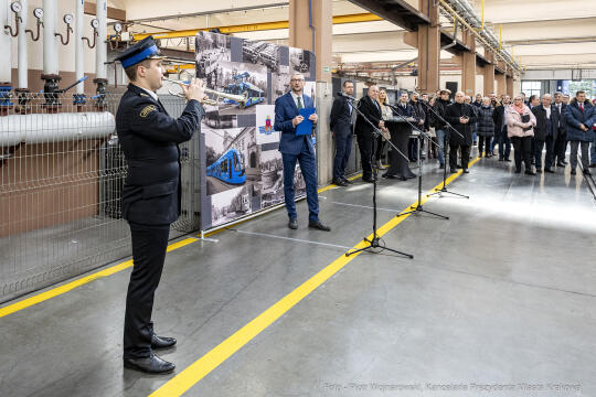 burmistrz, Norymbergi, Kośmider, Vogel, Zeppelin, tramwaj, prezetacja, wagon, Brożka, MPK, odnowie