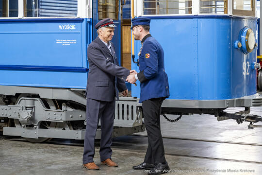 burmistrz, Norymbergi, Kośmider, Vogel, Zeppelin, tramwaj, prezetacja, wagon, Brożka, MPK, odnowie