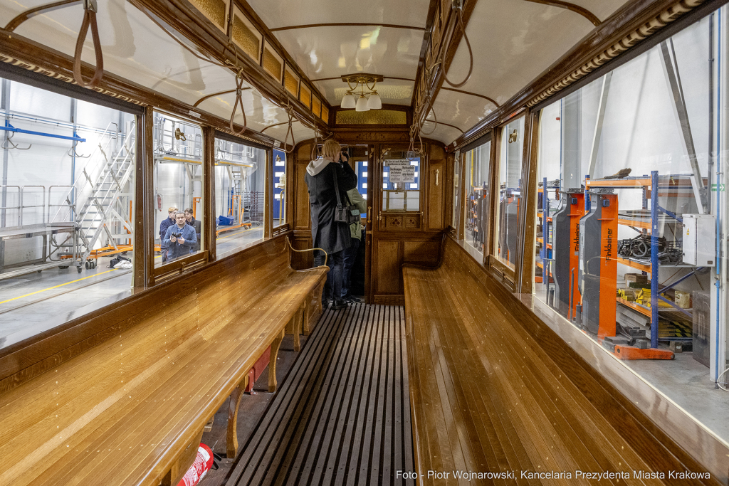 burmistrz, Norymbergi, Kośmider, Vogel, Zeppelin, tramwaj, prezetacja, wagon, Brożka, MPK, odnowie  Autor: P. Wojnarowski