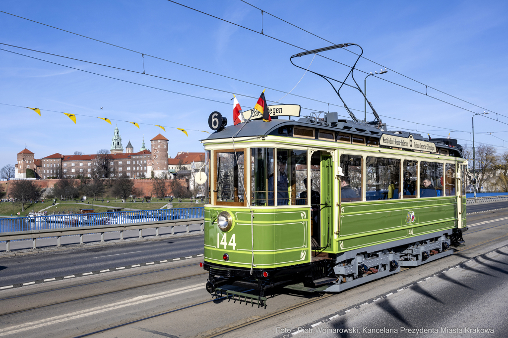 burmistrz, Norymbergi, Kośmider, Vogel, Zeppelin, tramwaj, prezetacja, wagon, Brożka, MPK, odnowie  Autor: P. Wojnarowski