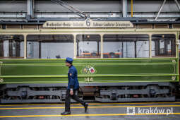 jg1_240214_krpl_202a4191.jpg-MPK w Krakowie wyremontowało dwa historyczne wagony Zeppelin