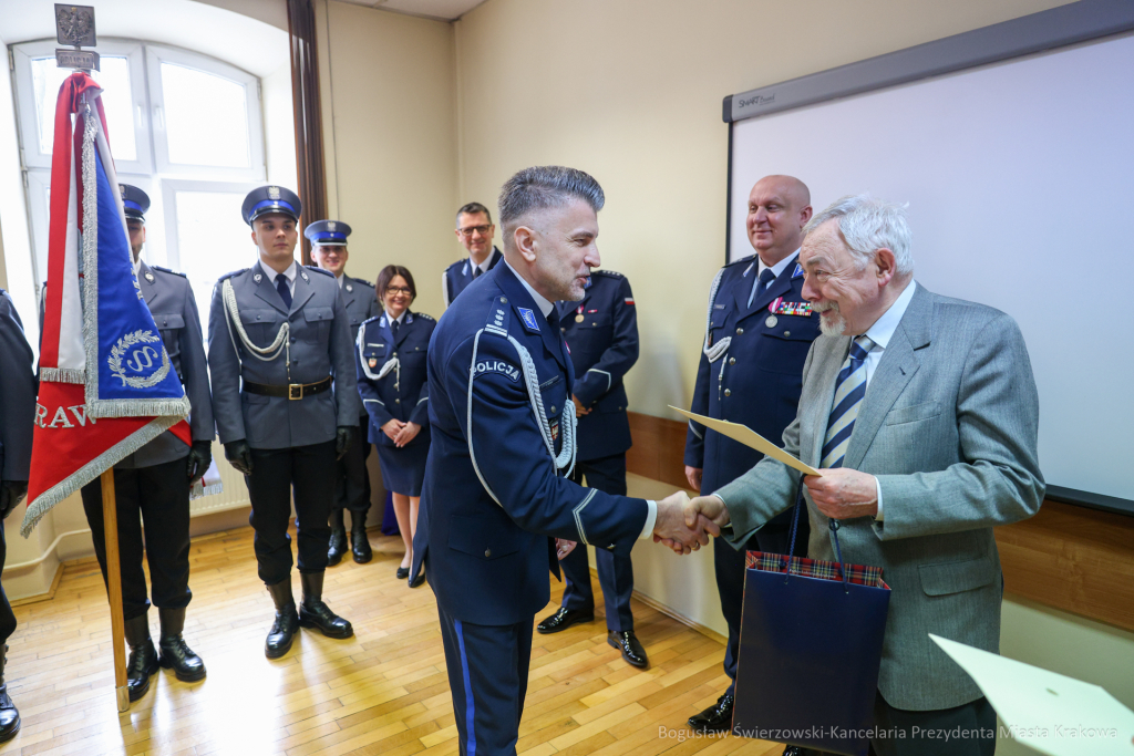 bs-240215-img_7678.jpg-Policja, Nowak, Majchrowski  Autor: B. Świerzowski