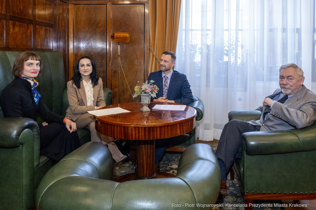 Delfina Jałowik, wręczenie, nominacja, Bunkier Sztuki, Majchrowski  Autor: P. Wojnarowski