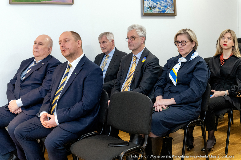 Ukranina, Korpus Dyplomatyczny, wojewoda, Kośmider, Klęczar, Konsulat, spotkanie, rocznica, solida  Autor: P. Wojnarowski