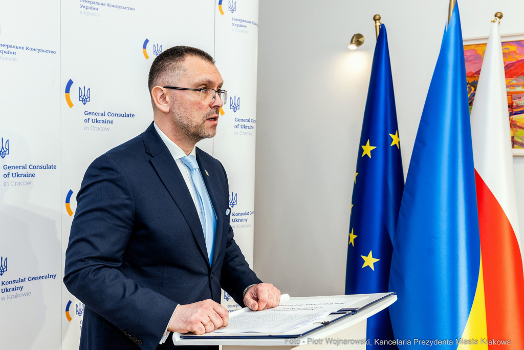 Ukranina, Korpus Dyplomatyczny, wojewoda, Kośmider, Klęczar, Konsulat, spotkanie, rocznica, solida  Autor: P. Wojnarowski