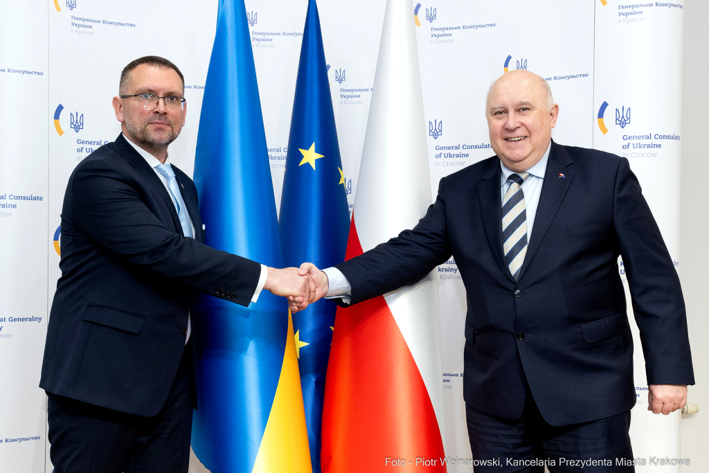 Ukranina, Korpus Dyplomatyczny, wojewoda, Kośmider, Klęczar, Konsulat, spotkanie, rocznica, solida  Autor: P. Wojnarowski