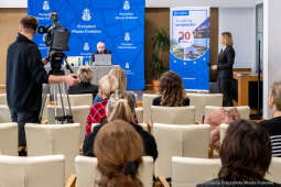 konferencja, Majchrowski, Muzyk, Unia Europejska, 20 lat, obchody, inauguracja