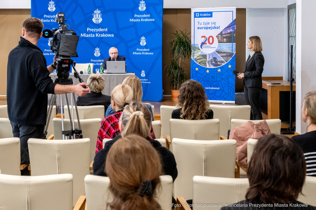 konferencja, Majchrowski, Muzyk, Unia Europejska, 20 lat, obchody, inauguracja  Autor: P. Wojnarowski