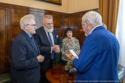 Stramachowie, Galeria Starmach, kolekcja, przekazanie, Majchrowski, Starmach, Terwsa, Andrzej, donac