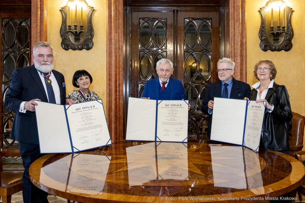 Stramachowie, Galeria Starmach, kolekcja, przekazanie, Majchrowski, Starmach, Terwsa, Andrzej, donac  Autor: P. Wojnarowski