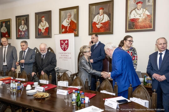 Kolegium Rektorów, Majchrowski, Klęczar, posiedzenie, rektorzy, prezydent, wojewoda, Uniwersytet P