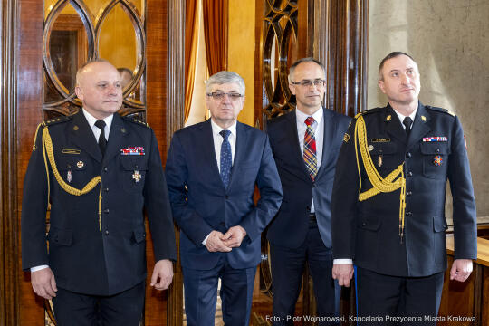 pw_200_03_fot. piotr wojnarowski.jpg-Straż Pożarna, Komenda Miejska, narada, roczna, Majchrowski