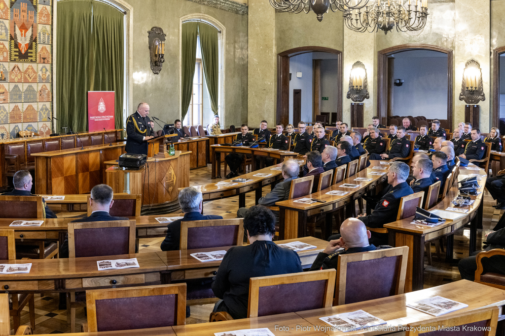 pw_200_05_fot. piotr wojnarowski.jpg-Straż Pożarna, Komenda Miejska, narada, roczna, Majchrowski  Autor: P. Wojnarowski