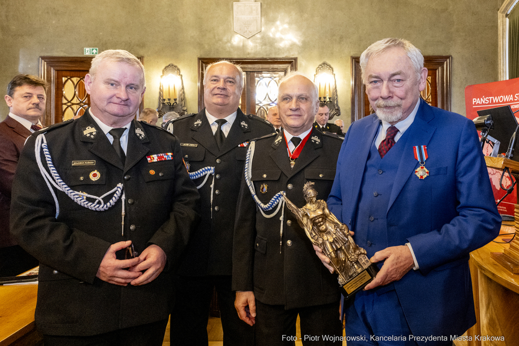 pw_200_27_fot. piotr wojnarowski.jpg-Straż Pożarna, Komenda Miejska, narada, roczna, Majchrowski  Autor: P. Wojnarowski