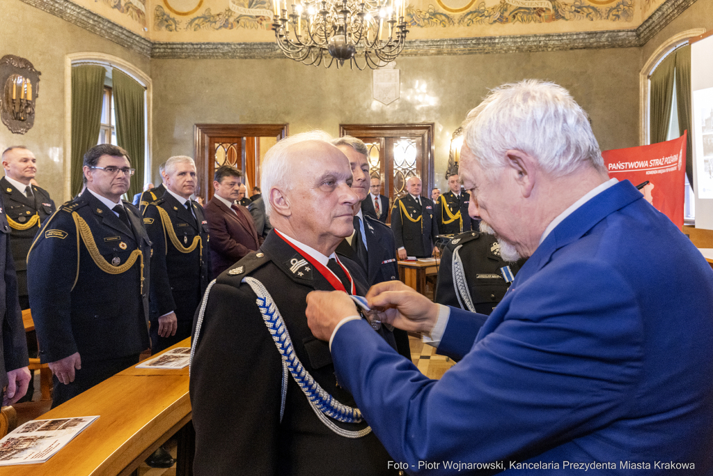 pw_200_30_fot. piotr wojnarowski.jpg-Straż Pożarna, Komenda Miejska, narada, roczna, Majchrowski  Autor: P. Wojnarowski