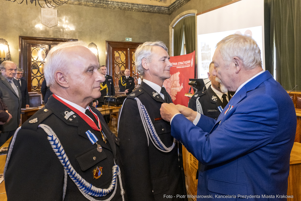 pw_200_31_fot. piotr wojnarowski.jpg-Straż Pożarna, Komenda Miejska, narada, roczna, Majchrowski  Autor: P. Wojnarowski