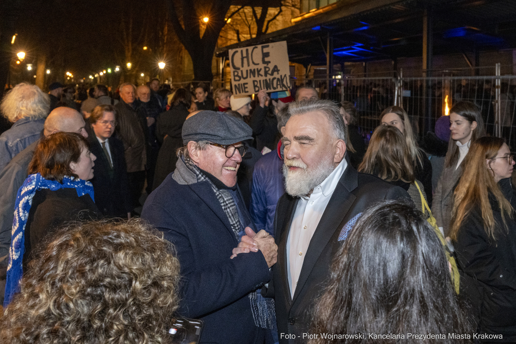 wernisaż, Starmachowie, Starmach, wystawa, Bunkier Sztuki, Majchrowski, Daj mi wszystko, dar, donac  Autor: P. Wojnarowski