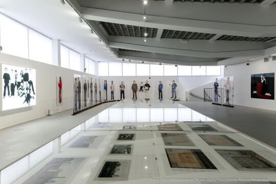 wernisaż, Starmachowie, Starmach, wystawa, Bunkier Sztuki, Majchrowski, Daj mi wszystko, dar, donac