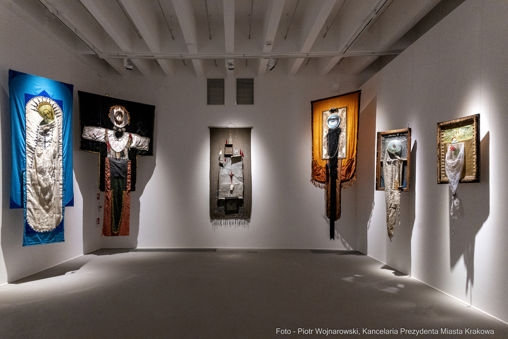 wernisaż, Starmachowie, Starmach, wystawa, Bunkier Sztuki, Majchrowski, Daj mi wszystko, dar, donac  Autor: P. Wojnarowski