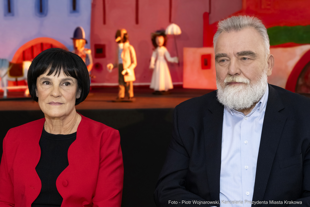 wernisaż, Starmachowie, Starmach, wystawa, Bunkier Sztuki, Majchrowski, Daj mi wszystko, dar, donac  Autor: P. Wojnarowski