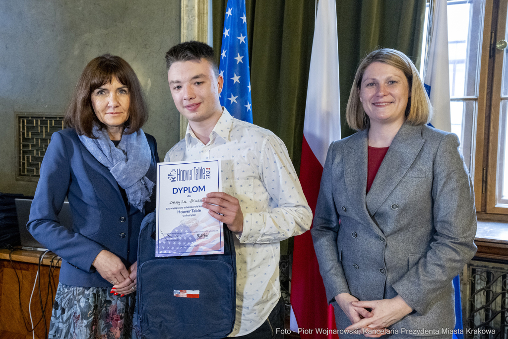 Hoover Table, Górka Narodowa, Młodzieżowy Ośrodek Wychowawczy, warsztaty kulinarne, gala, Erin N  Autor: P. Wojnarowski, Bogusław Świerzowski