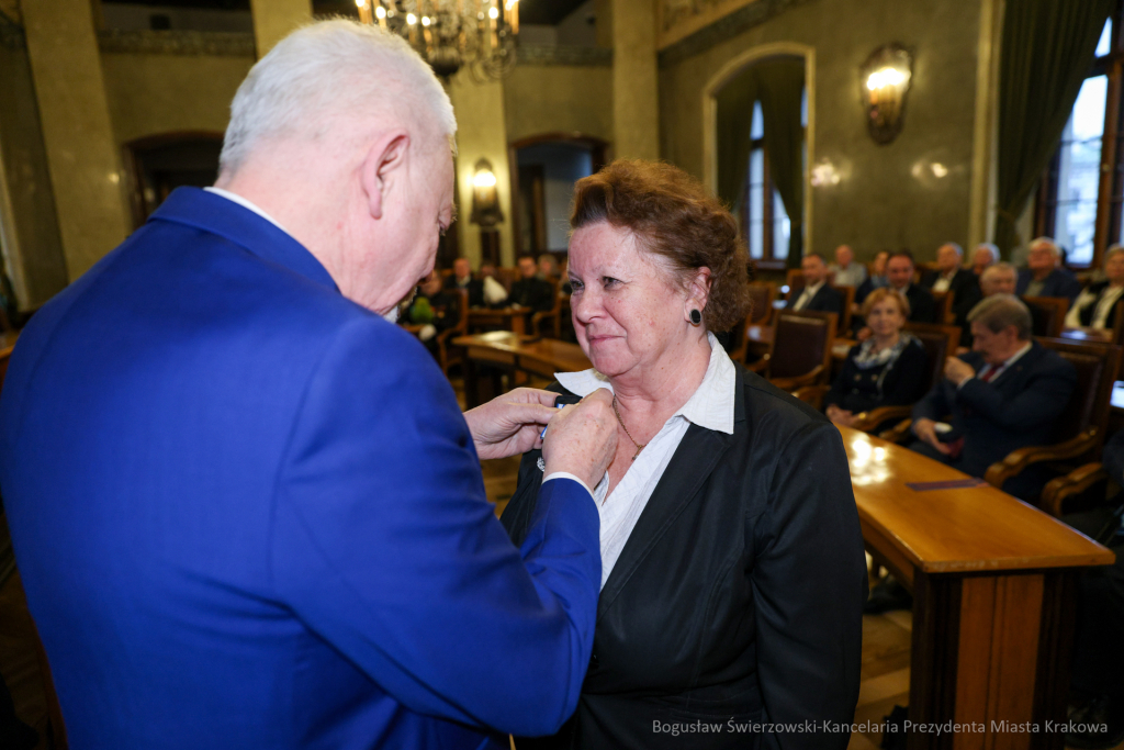 wręczenie, Honoris Gratia, Majchrowski, zasłużeni dla Krakowa, Święta Patrona Miasta  Autor: B. Świerzowski