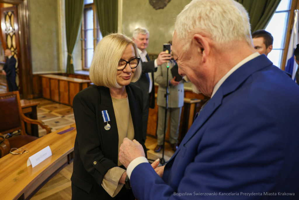 wręczenie, Honoris Gratia, Majchrowski, zasłużeni dla Krakowa, Święta Patrona Miasta  Autor: B. Świerzowski