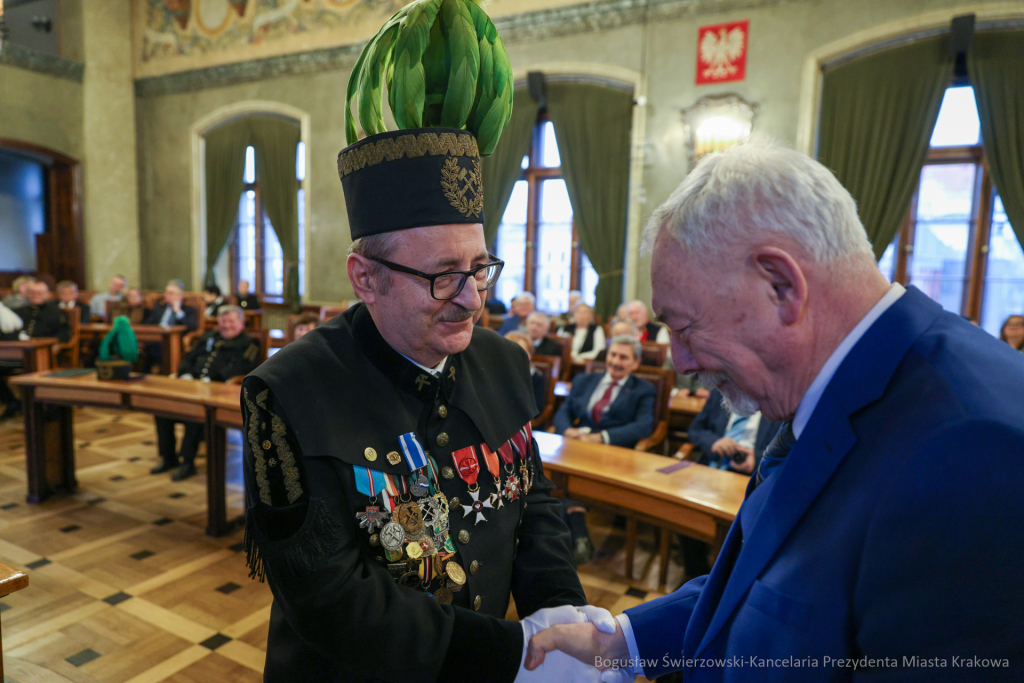 wręczenie, Honoris Gratia, Majchrowski, zasłużeni dla Krakowa, Święta Patrona Miasta  Autor: B. Świerzowski