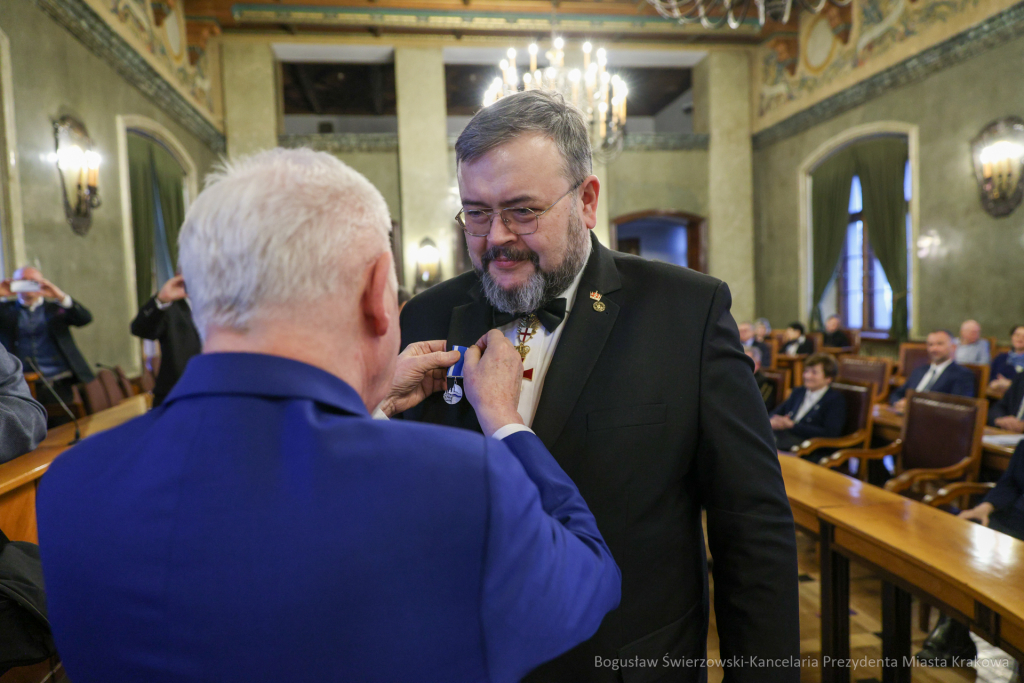 wręczenie, Honoris Gratia, Majchrowski, zasłużeni dla Krakowa, Święta Patrona Miasta  Autor: B. Świerzowski