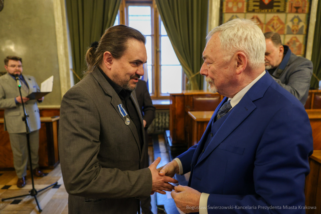 wręczenie, Honoris Gratia, Majchrowski, zasłużeni dla Krakowa, Święta Patrona Miasta  Autor: B. Świerzowski