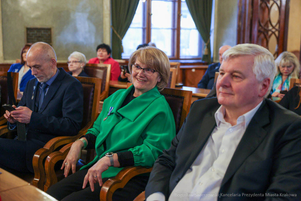 wręczenie, Honoris Gratia, Majchrowski, zasłużeni dla Krakowa, Święta Patrona Miasta  Autor: B. Świerzowski