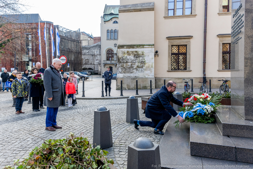 Pomnik Dietla, złożenie kwiatów, św. Józef, patron, święto Krakowa, Józef Dietl, Majchrowski  Autor: P. Wojnarowski