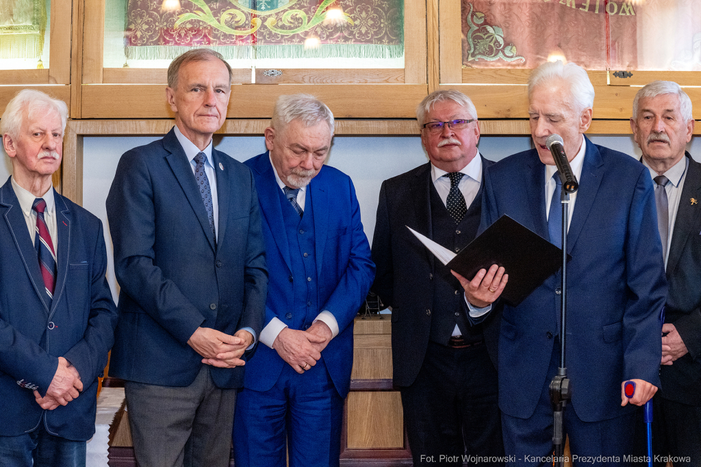 wręczenie, medal św. Józefa, Majchrowski, zasłużeni dla Krakowa, Święto Patrona Miasta  Autor: P. Wojnarowski