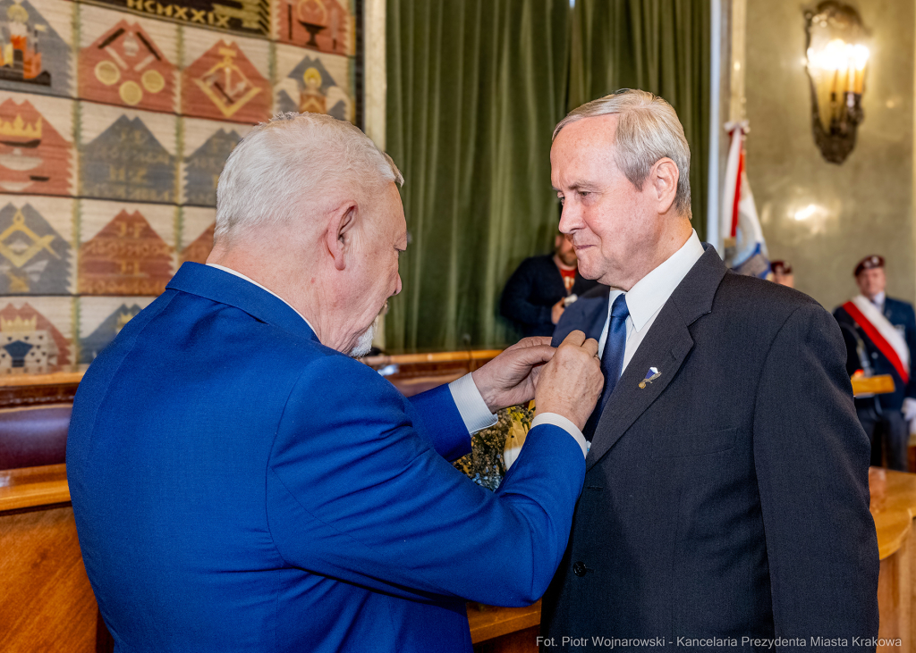 wręczenie, Honoris Gratia, Majchrowski, zasłużeni dla Krakowa, Święto Patrona Miasta  Autor: P. Wojnarowski