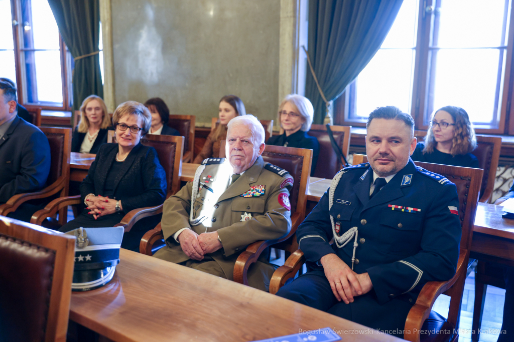 wręczenie, Honoris Gratia, Majchrowski, zasłużeni dla Krakowa, Święto Patrona Miasta  Autor: B. Świerzowski