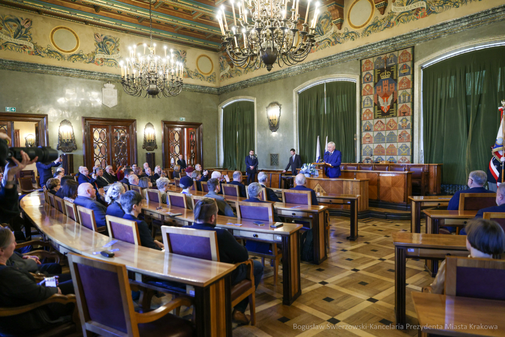 wręczenie, Honoris Gratia, Majchrowski, zasłużeni dla Krakowa, Święto Patrona Miasta  Autor: B. Świerzowski