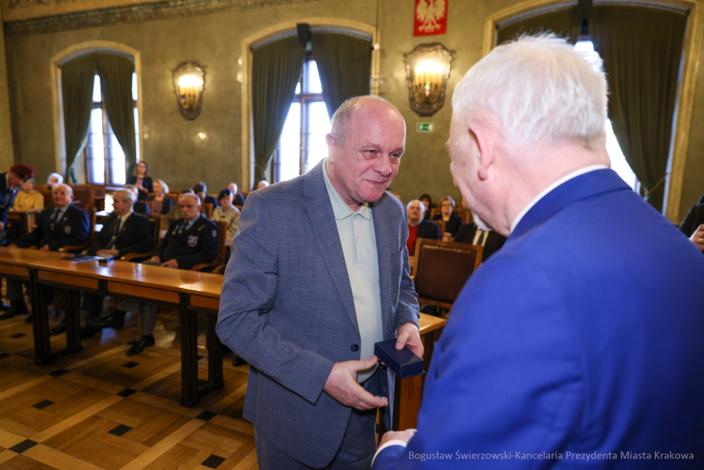 wręczenie, Honoris Gratia, Majchrowski, zasłużeni dla Krakowa, Święto Patrona Miasta  Autor: B. Świerzowski